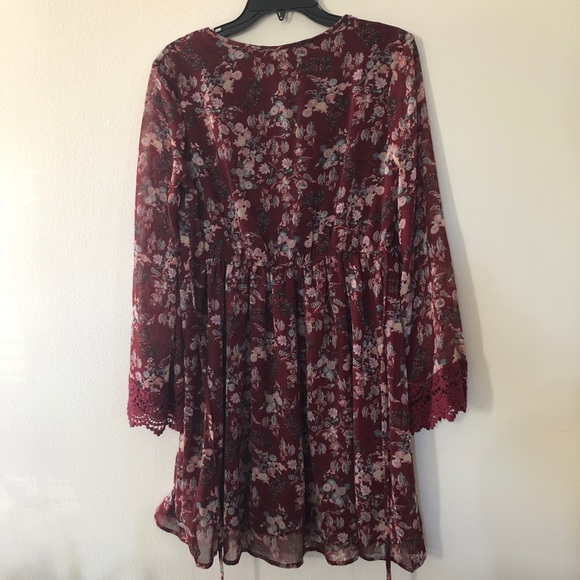 ✨NWOT✨ XHILARATION FLORAL TUNIC DRESS - Picture 2 of 6